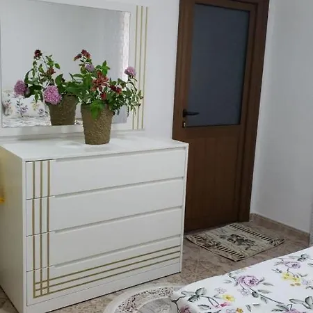 Homestay 16 *